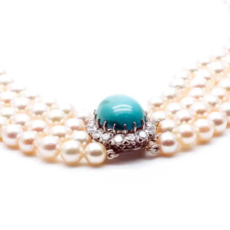 Vintage Jewelry - Falling pearl necklace