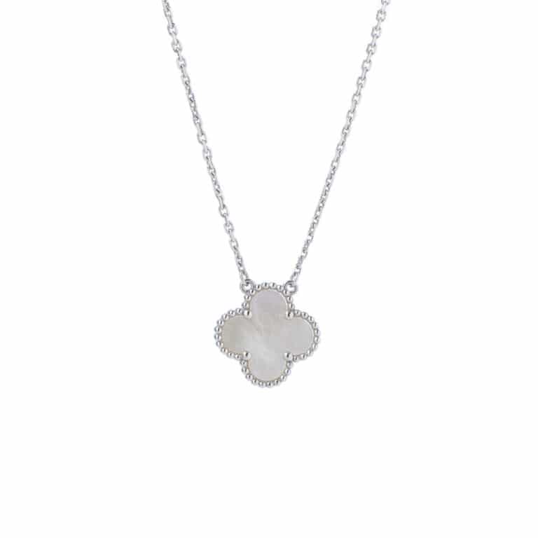 Van Cleef&Arpels - Vintage Alhambra Necklace in White Gold with White Clover Pendant