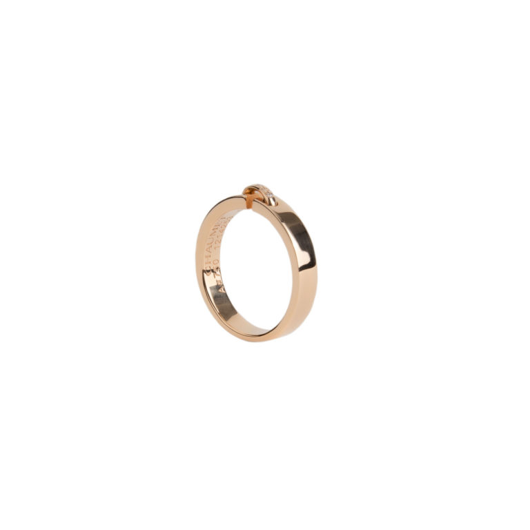 Chaumet - “links Evidence” ring in pink gold set with 5 diamonds