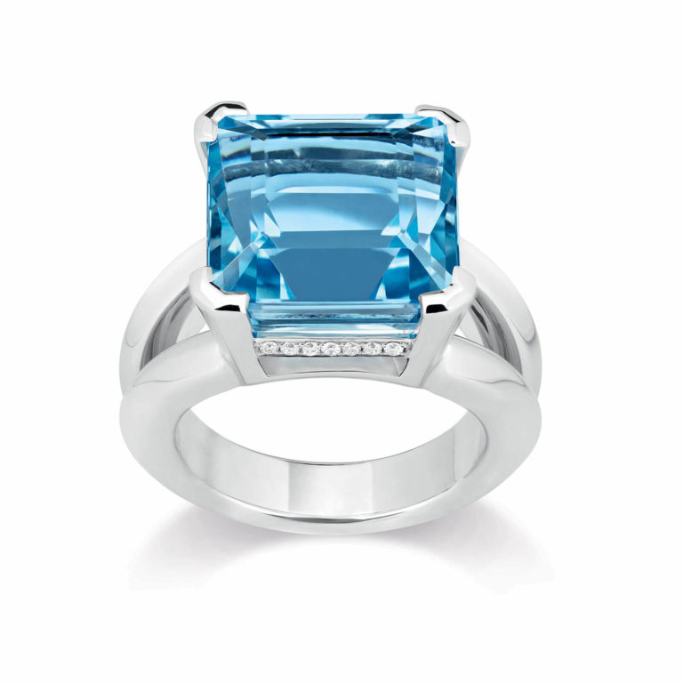 Frieden - White gold ring set with an aquamarine