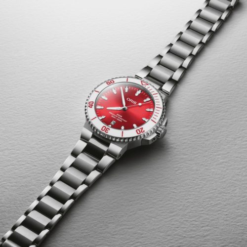 Oris Aquis Date Taste of Summer 01 733 7787 4138-07 8 22 04PEB horlogerie lionel meylan vevey lausanne montreux