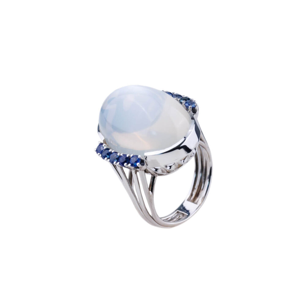 White gold moonstone ring