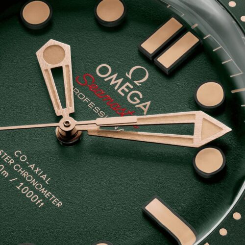 OMEGA Seamaster Diver 300M 42 mm, Titane ‑ Bronze gold sur Bracelet caoutchouc 210.92.42.20.10.001 horlogerie lionel meylan vevey lausanne